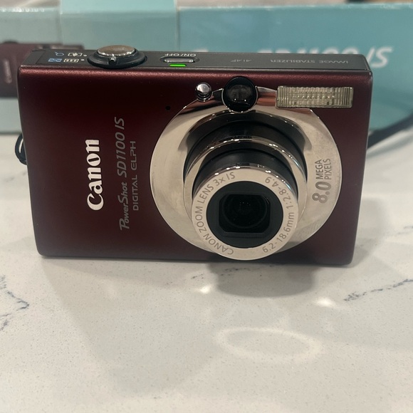 Canon Other - Canon PowerShot SD1100 IS Compact Digital Camera - Maroon Red